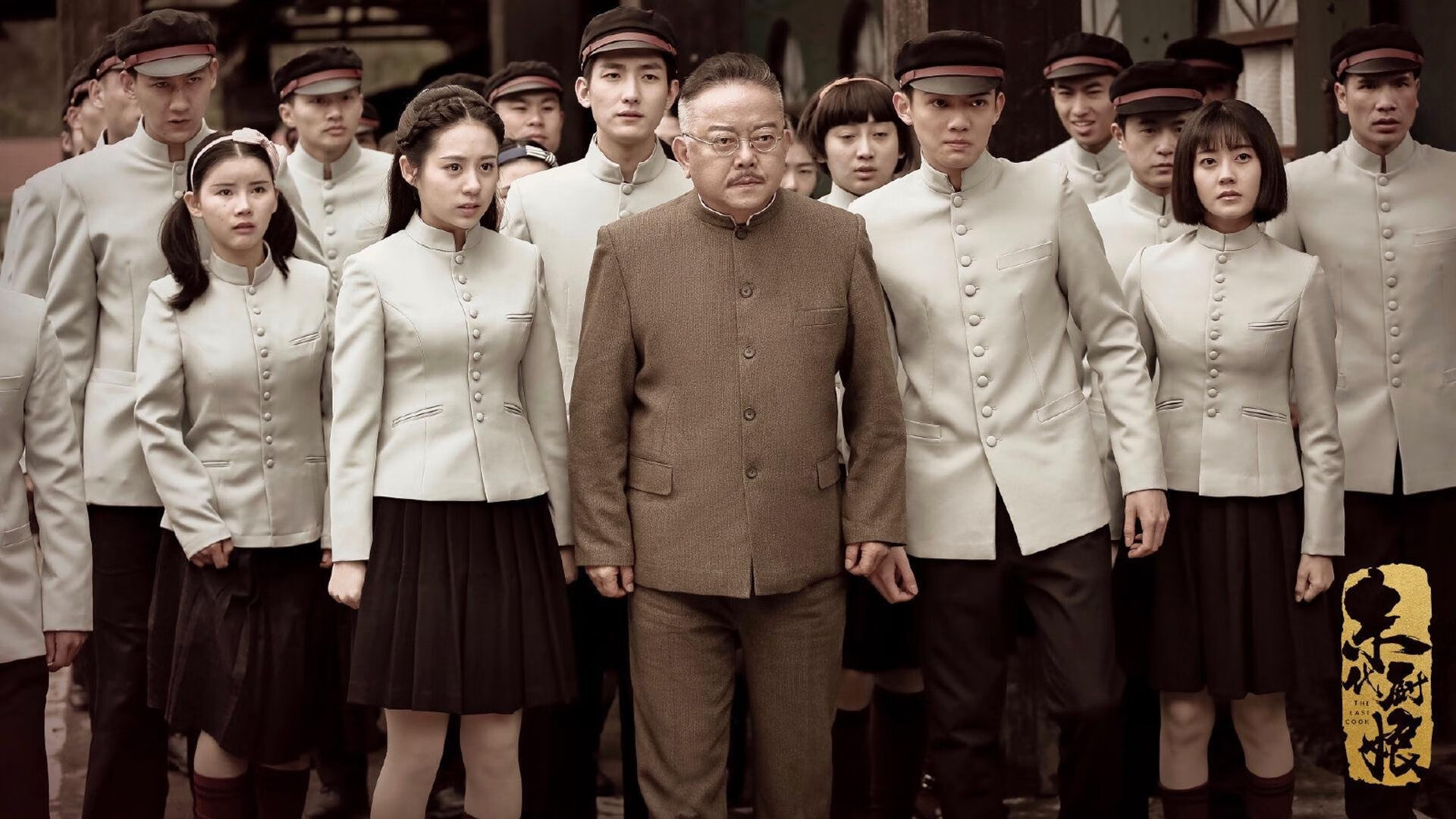 开云真人娱乐官网-塞内加尔球员戴毛线帽上场，网友笑称“最保暖前锋”，塞内加尔队长是谁